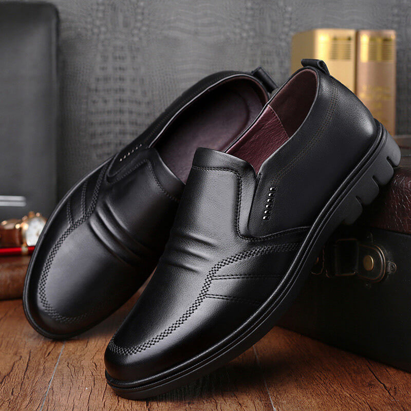 Black / 44