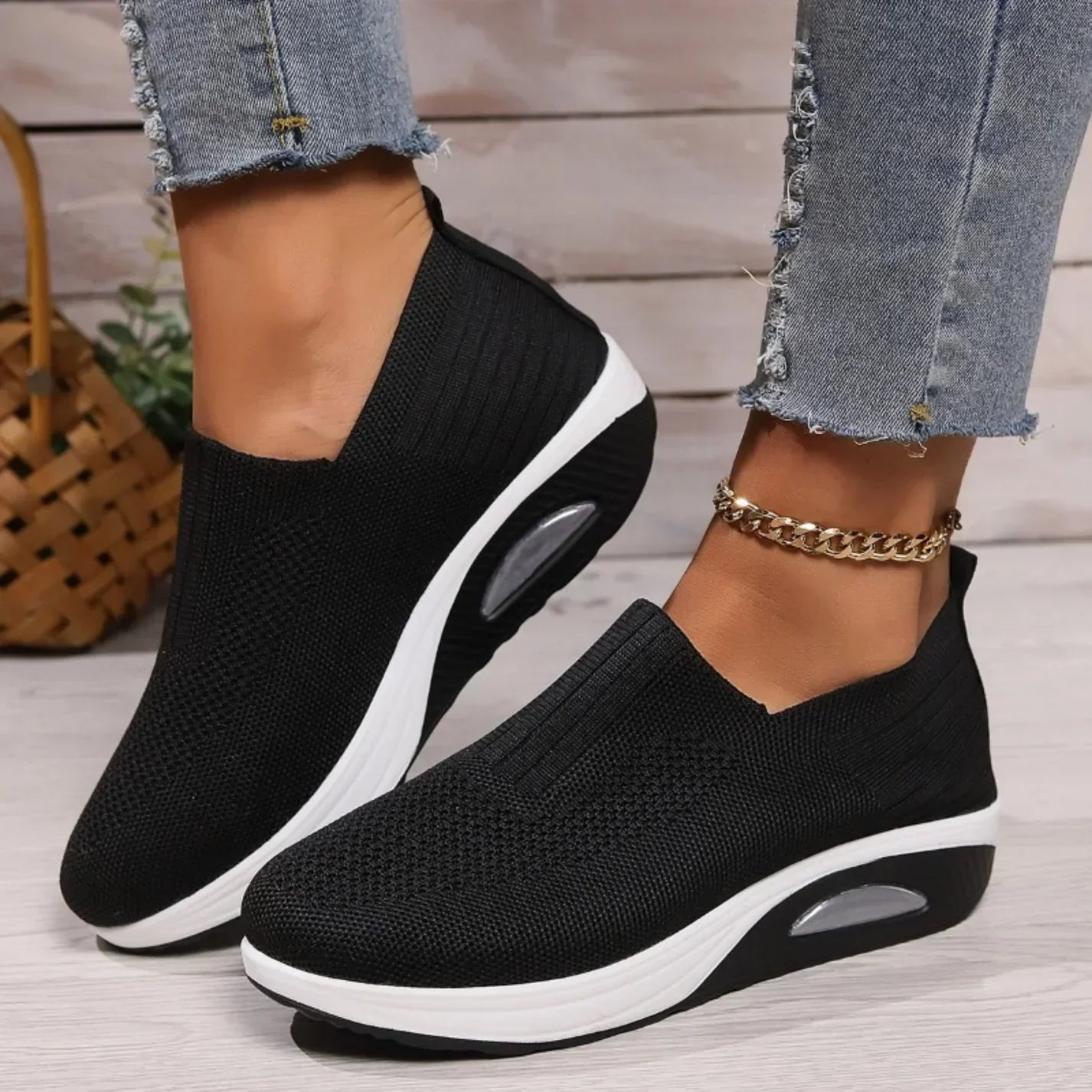 Black / 43