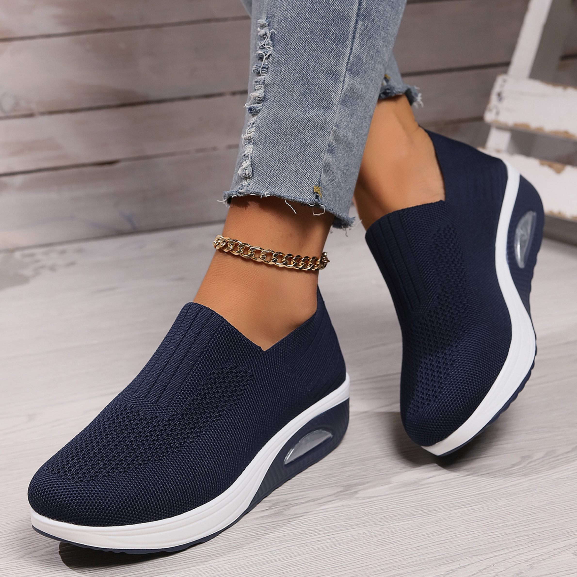 Navy / 43