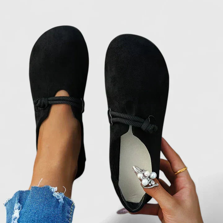 Black / 44
