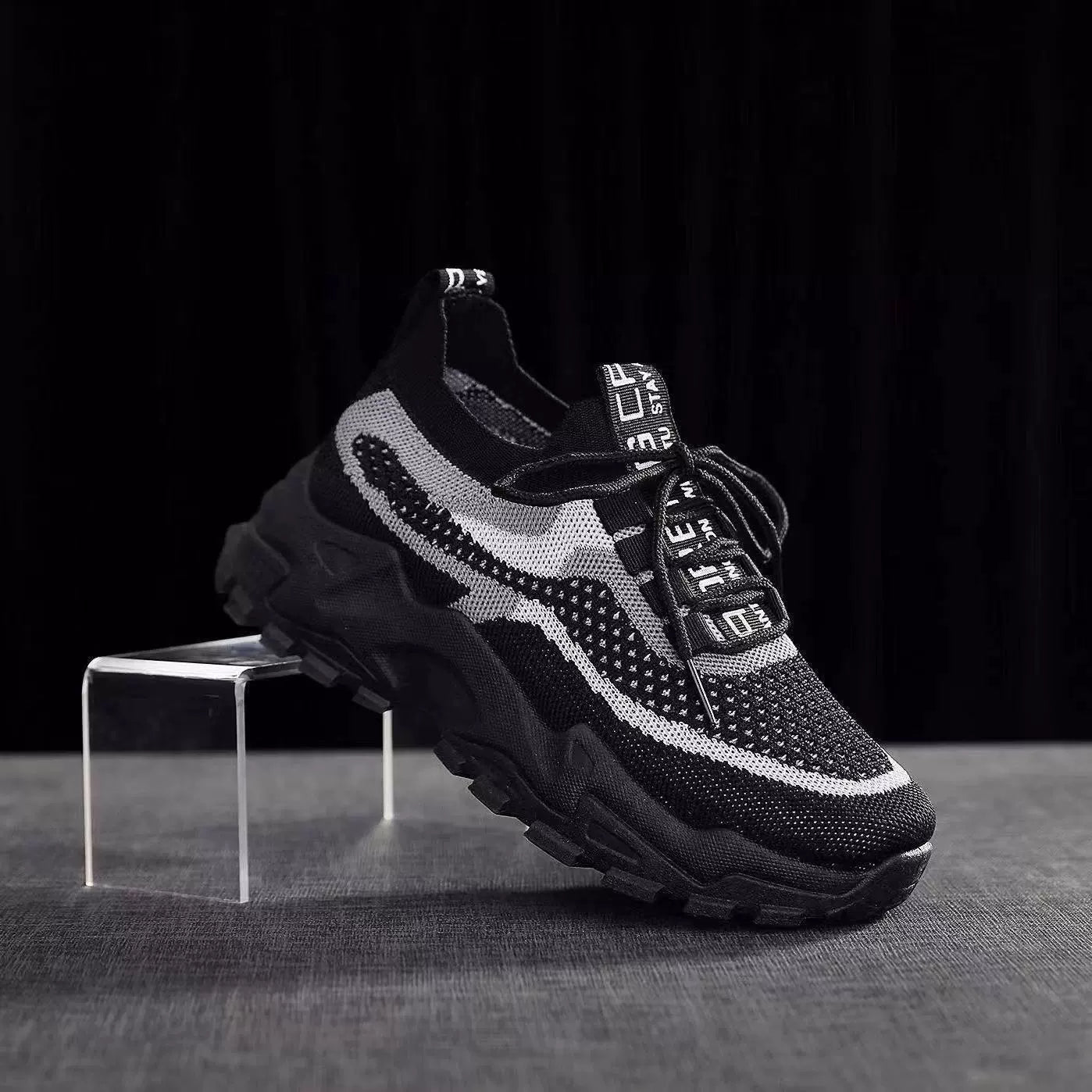 Black / 42