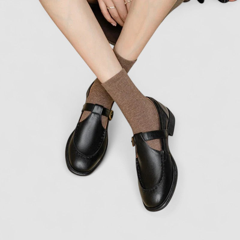 Black / 43 EU