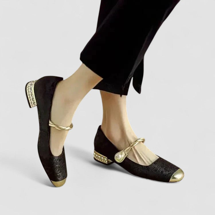 Black / 43