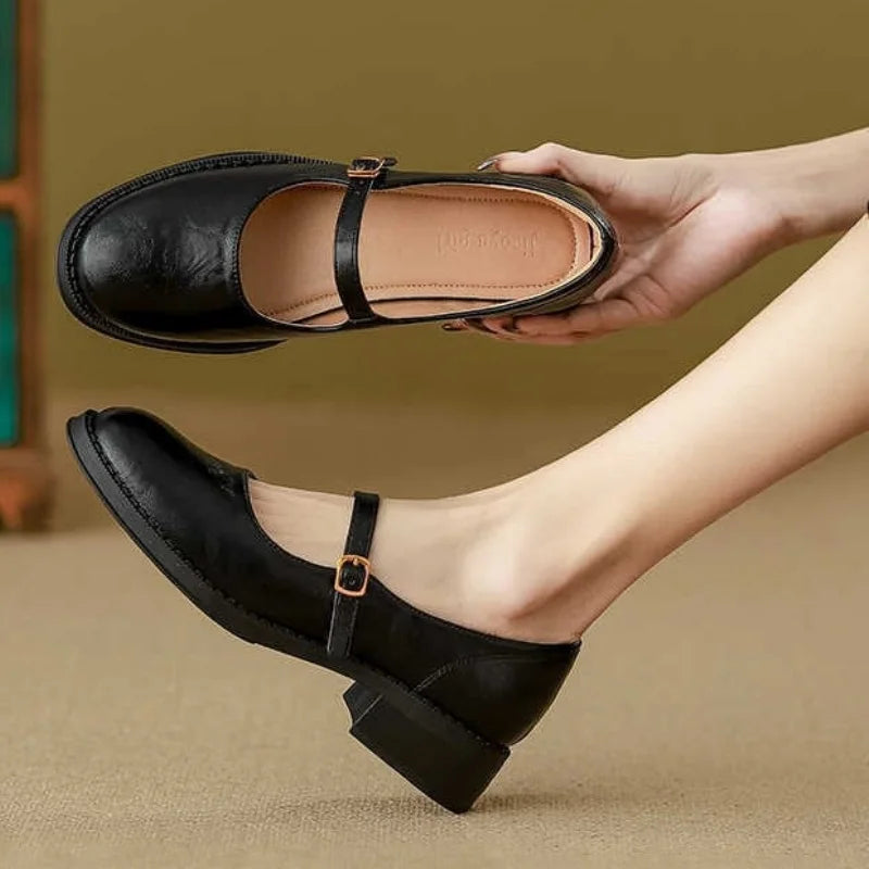 Black / 44