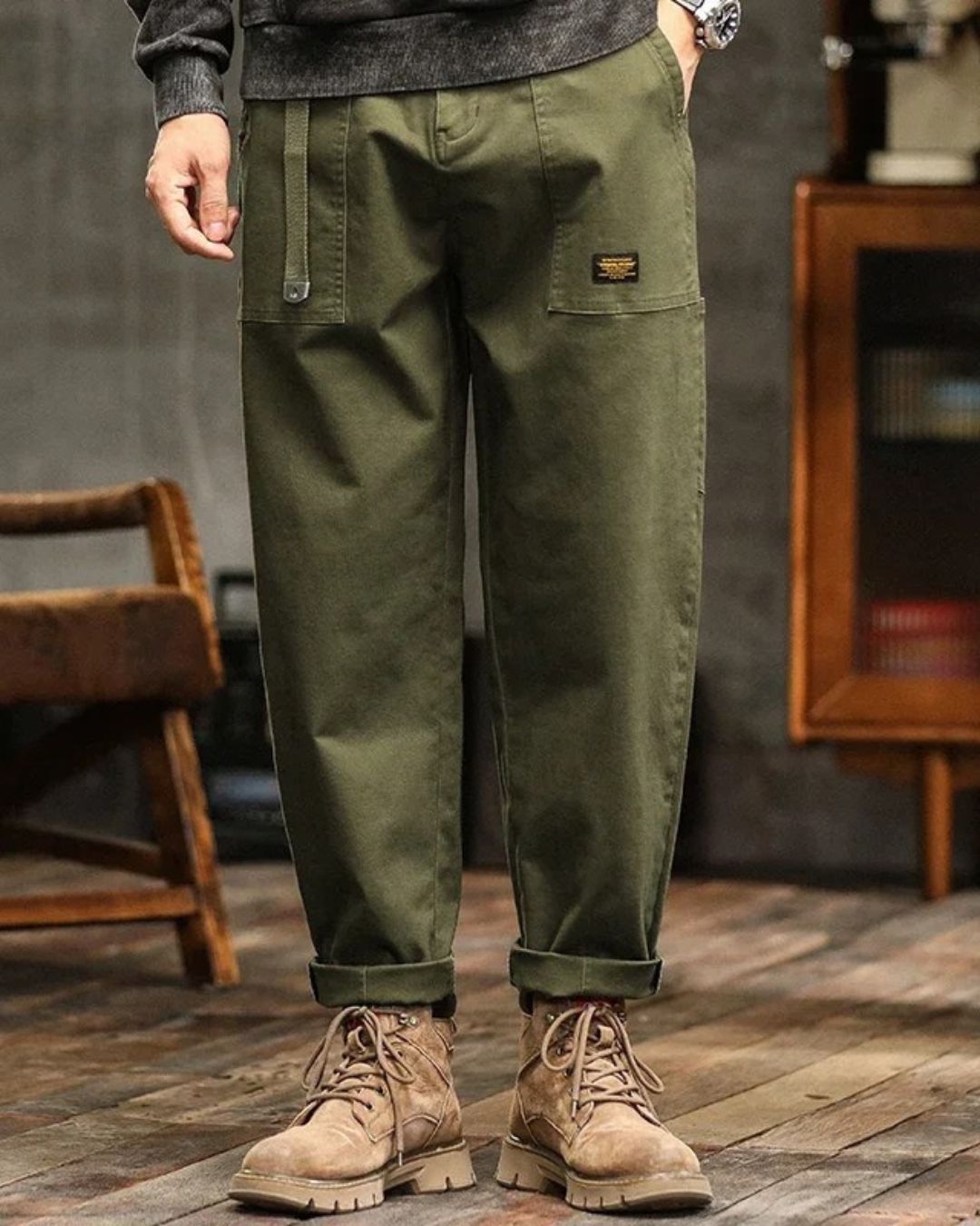 Military Green / 38