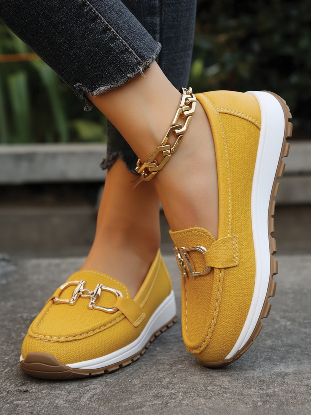 Yellow / 44