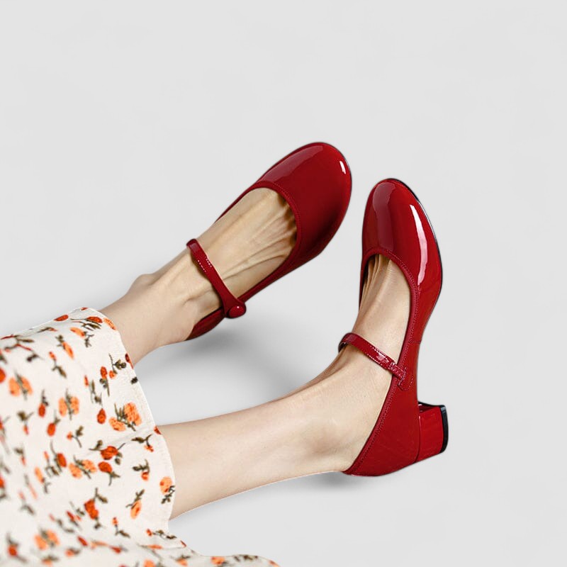 Red / 43 EU